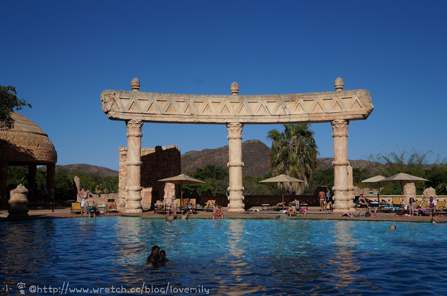 旅遊新地圖。South Africa。　Day7-3　太陽城【Palace Hotel】→Calabash西式自助餐→象牙塔觀景