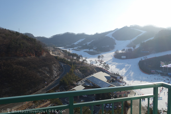 韓國首爾.江原道。滑雪購物親子遊。　Day2　Oak Valley奧麗山莊滑雪度假村【租裝備介紹。不知道在瞎忙什麼的＂偽＂滑雪初體驗。中午燒肉好好吃】