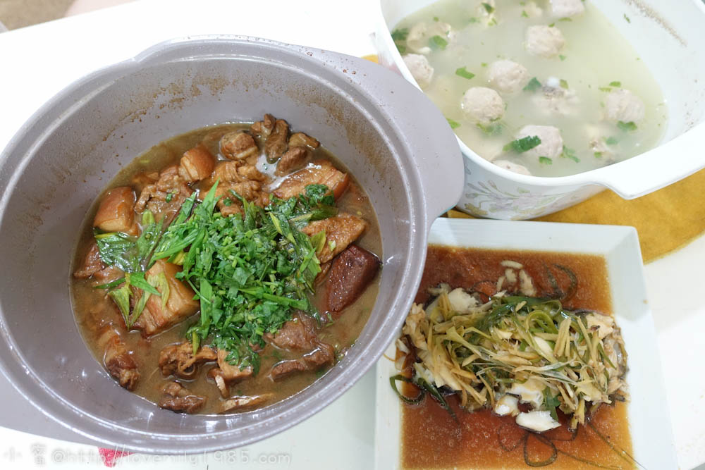 【廚房菜鳥。第一次煮飯就上手】滷肉(滷豆乾、花甘啥鬼的)、極簡單蒸魚、貢丸雞湯～超詳細圖文食譜，一家人四大兩小的晚餐