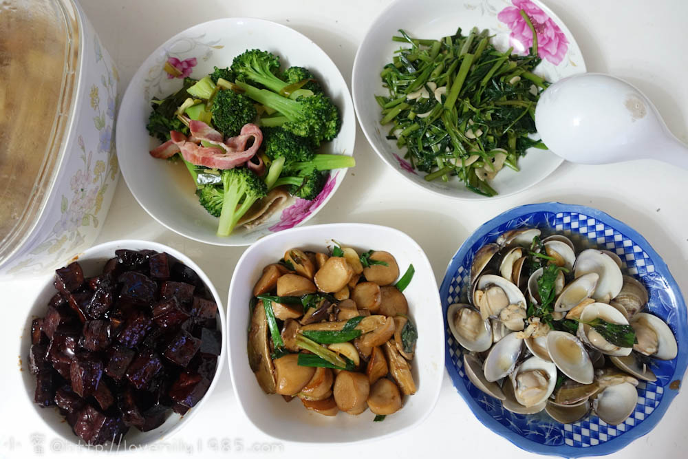 【廚房菜鳥。第一次煮飯就上手】無水滷豆干.三杯杏包菇.塔香蛤蠣～菜鳥自學食譜+實做+一道失敗料理XD