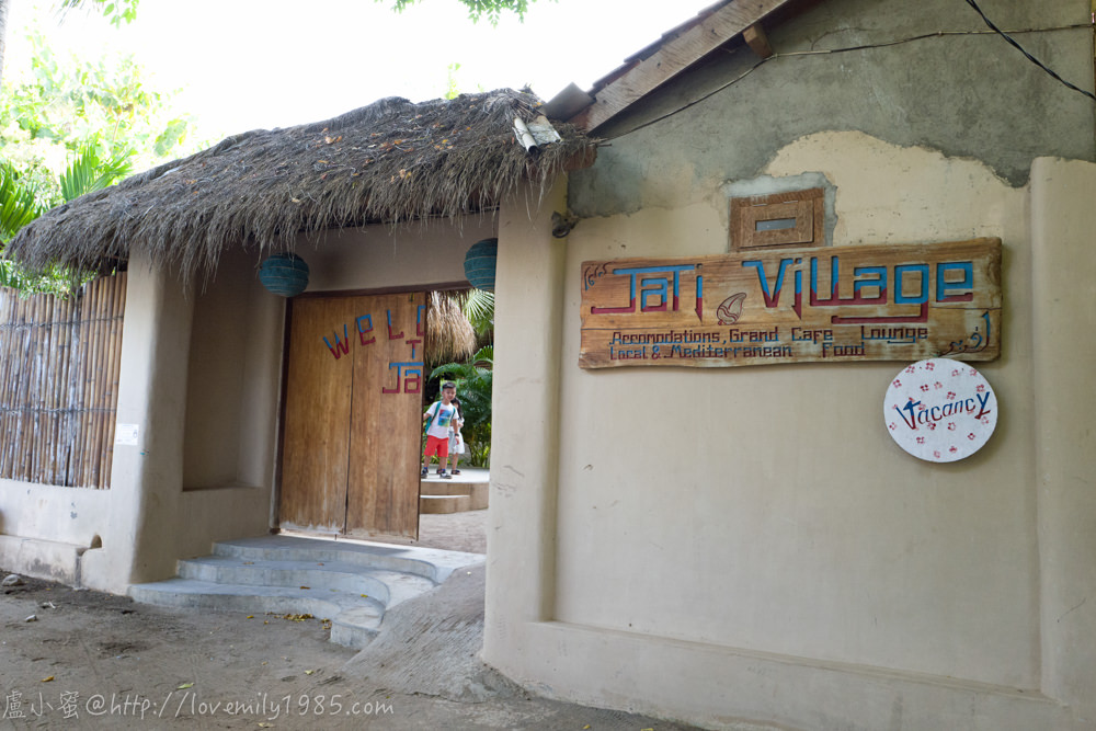 【印尼。吉利島。airbnb】別有洞天的Jati Village，有私人泳池、酒吧、涼亭的放空好住宿，有雙人房/家庭房介紹，入住airbnb有可能遇到的問題