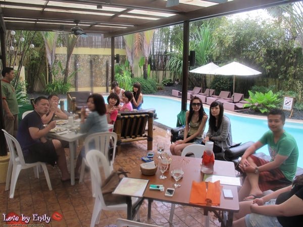 不同面貌。長灘島。　Day3-1　ASYA午餐→Jony's→淹水的Dmall→Palassa SPA