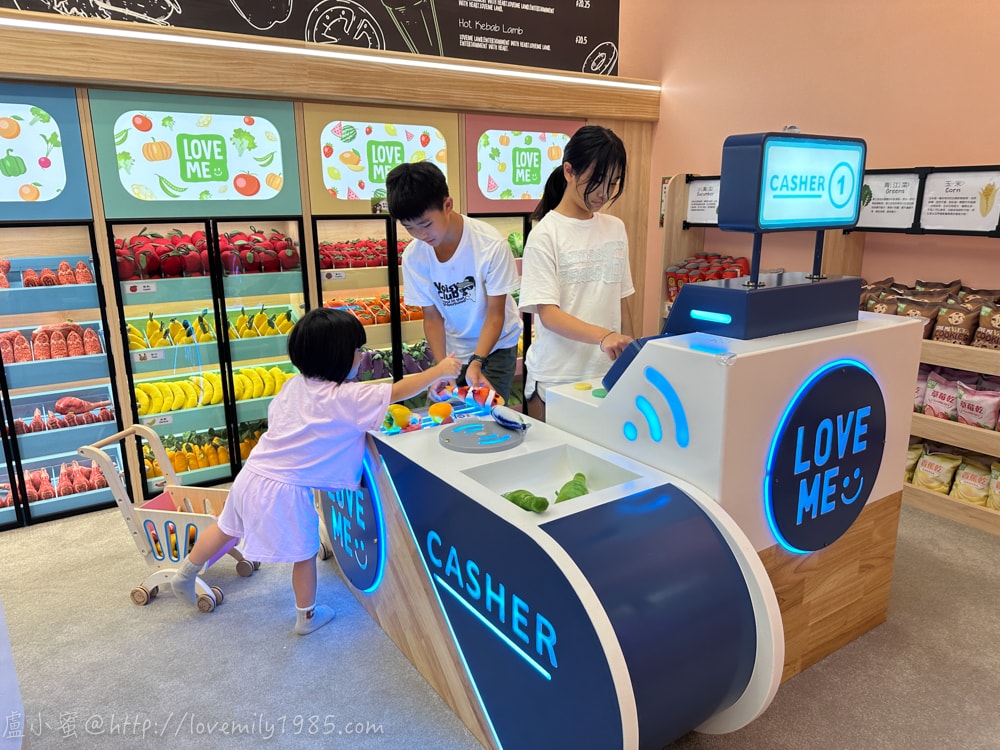新北室內樂園推薦【新店裕隆城 樂米樂園-北美館】超豪華450坪!設施豐富可以玩超級久~不限時間還有家長座位的親子樂園館 - 第11張圖