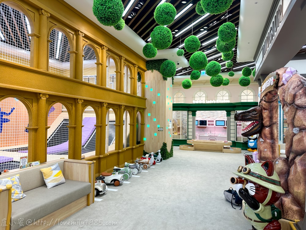 新北室內樂園推薦【新店裕隆城 樂米樂園-北美館】超豪華450坪!設施豐富可以玩超級久~不限時間還有家長座位的親子樂園館 - 第26張圖