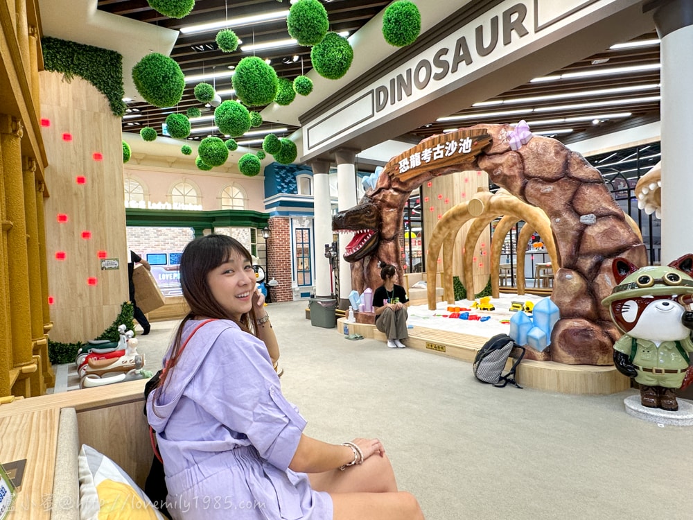 新北室內樂園推薦【新店裕隆城 樂米樂園-北美館】超豪華450坪!設施豐富可以玩超級久~不限時間還有家長座位的親子樂園館 - 第35張圖