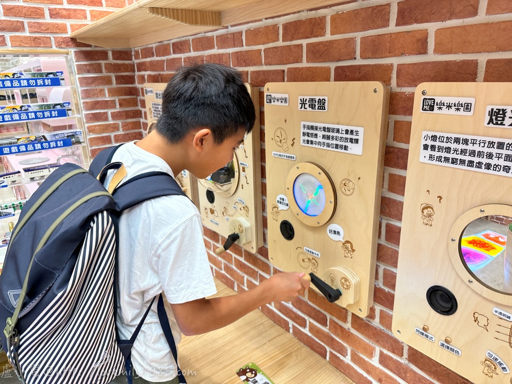 新北室內樂園推薦【新店裕隆城 樂米樂園-北美館】超豪華450坪!設施豐富可以玩超級久~不限時間還有家長座位的親子樂園館 - 第24張圖